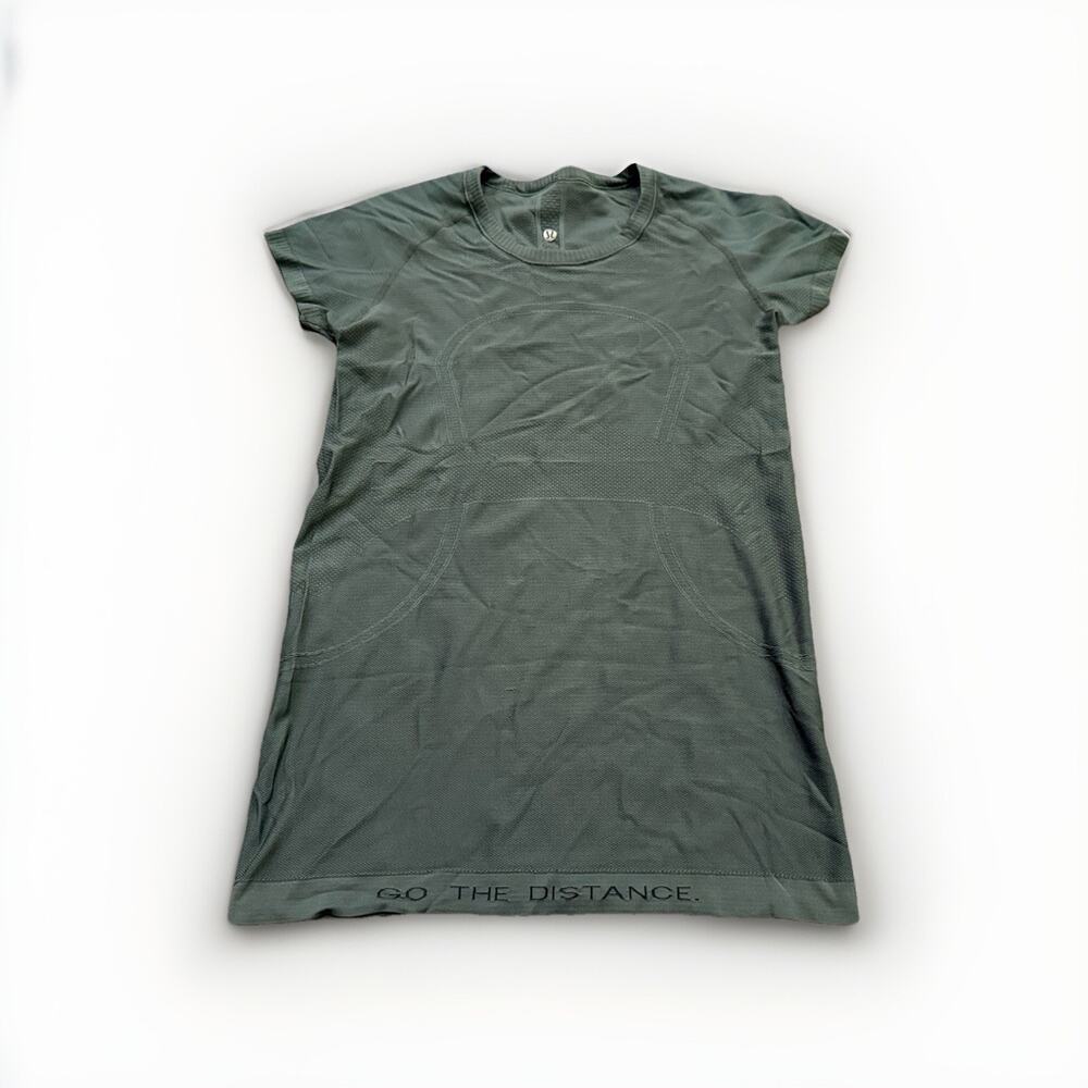 lululemon athletica Green Short Sleeve Tee